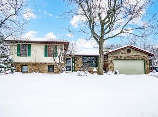 5920 Heritage Knoll Ter, Fairfield, OH 45014