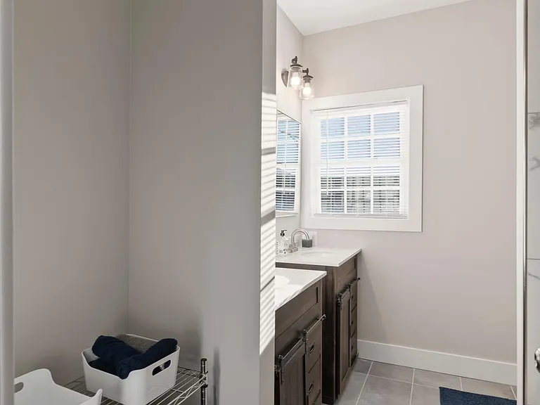 1690 Donald Lee Hollowell Pkwy NW — Photo 21