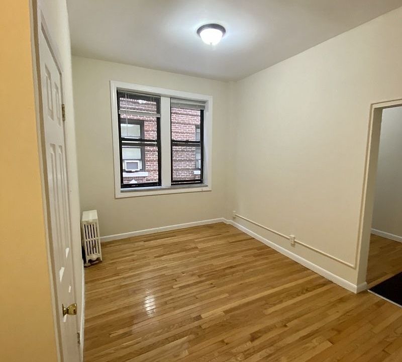 1st image of 2915 36th Ave APT 1AB
