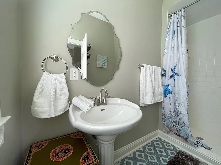 501 Blair St — Photo 40