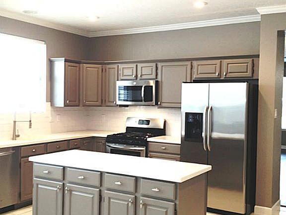 3rd image of 3422 Kings Mountain Dr