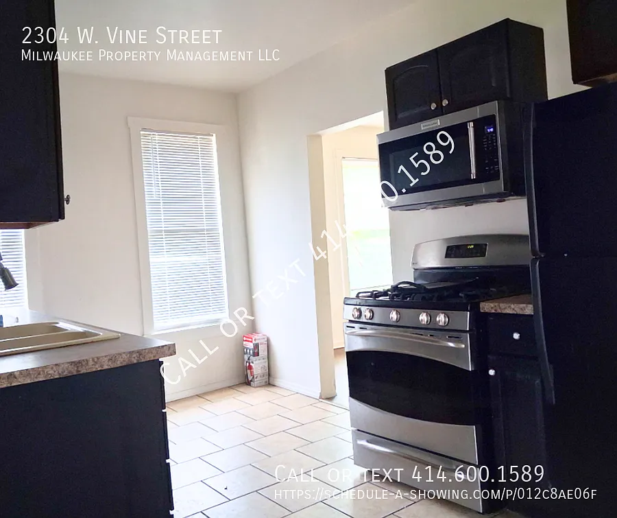 Spacious 3BR Home Near Downtown Milwaukee Only $1,375/Month! — Photo 4