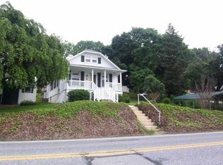 815 Country Club Rd, Red Lion, PA 17356