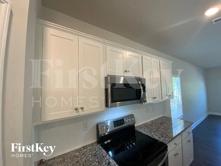 5225 Cobblestone Glen Dr — Photo 7