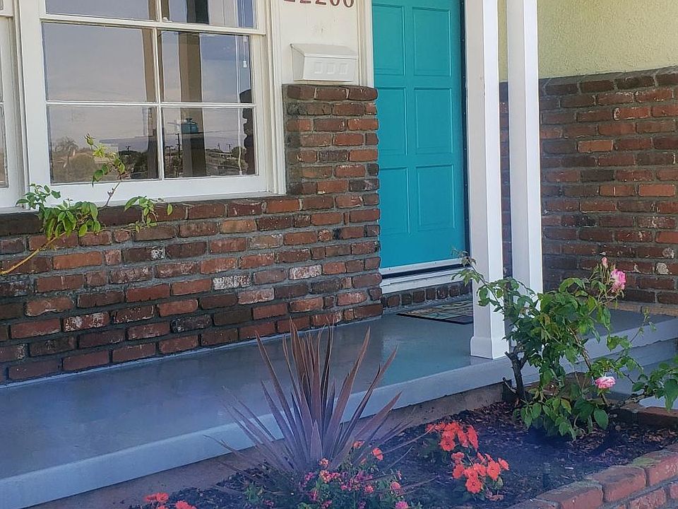 1st image of 22206 Susana Ave