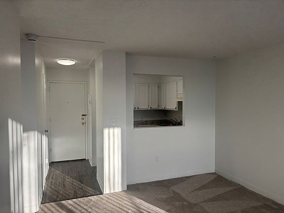 4th image of 320 Lafayette St #301