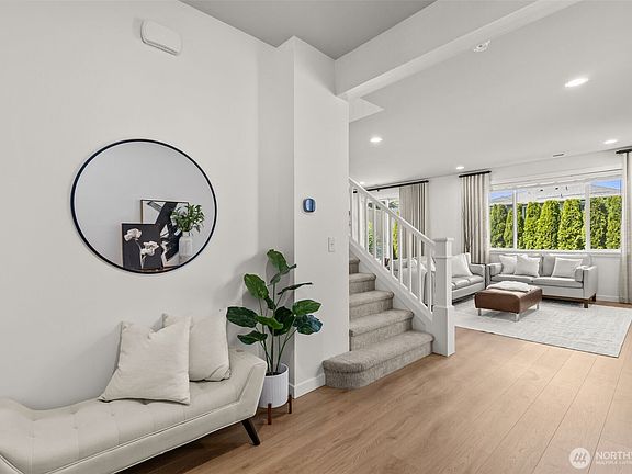 3rd image of 34227 SE Ash Street