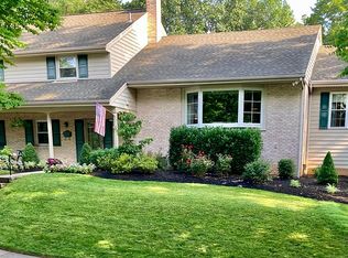 1423 Parkside Dr N, Wyomissing, PA