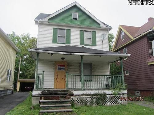 2nd image of 13909 Potomac Ave