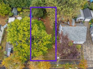 SE Crystal Springs Blvd, Portland, OR 97206