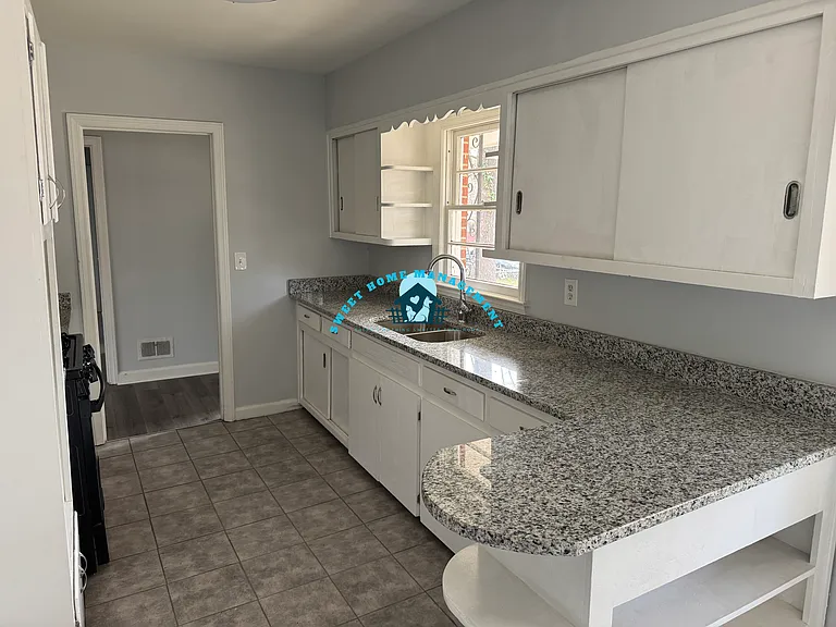388 Olsen Ave — Photo 6