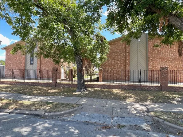 1294 Speight Ave, Waco, TX 76706