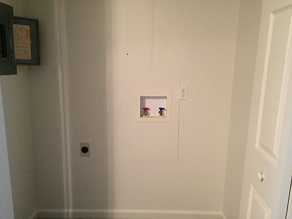 2nd image of 10419 Hidden Valley Ln E #C33007e69