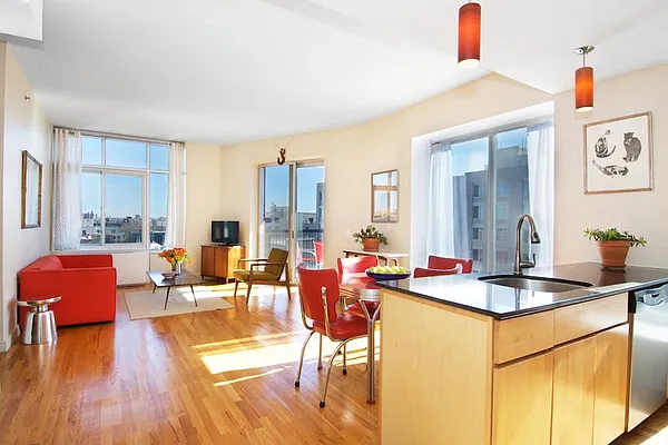 Sold by Brooklyn Bridge | media 3