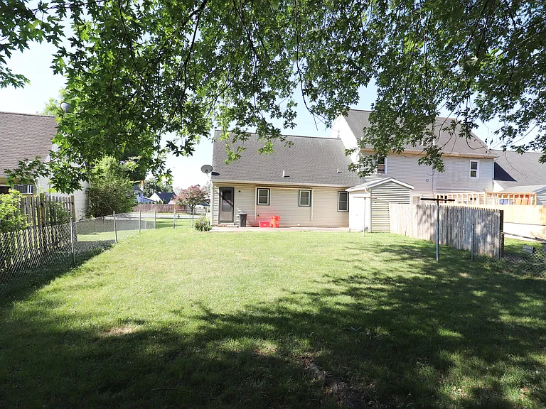 731 Oak St — Photo 21