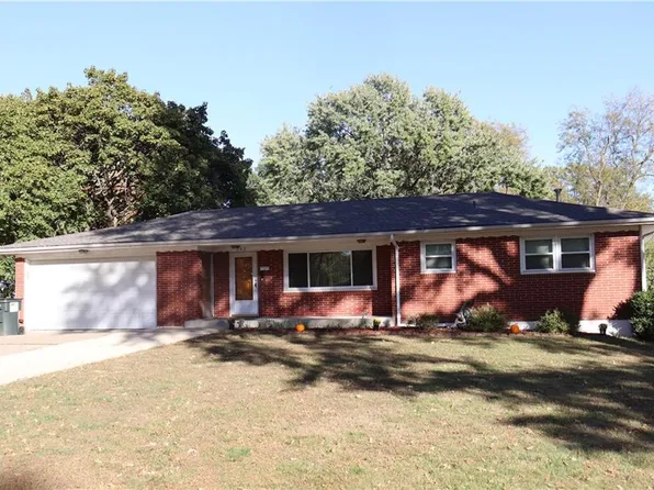 509 1st Ter, Lansing, KS 66043