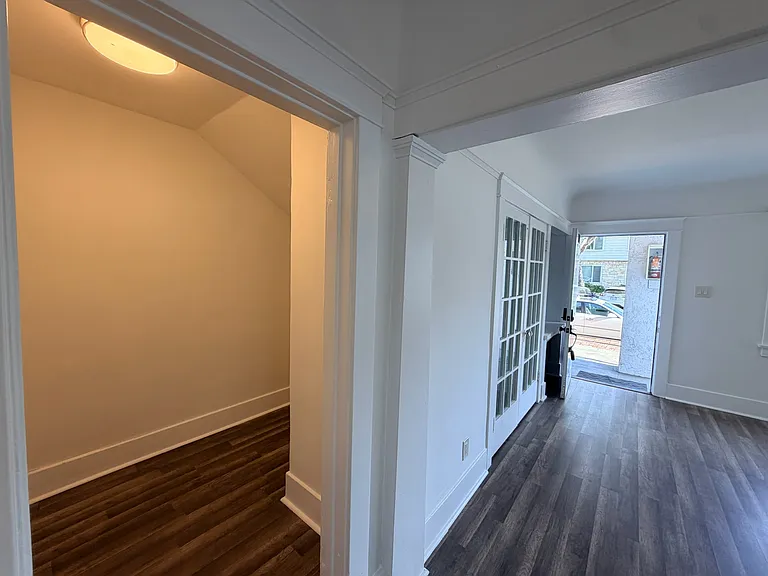 1027 E 2nd St #1027 — Photo 12