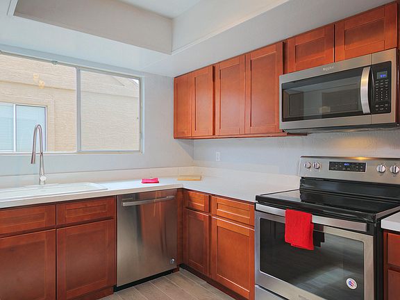 5th image of 3518 W Malapai Dr