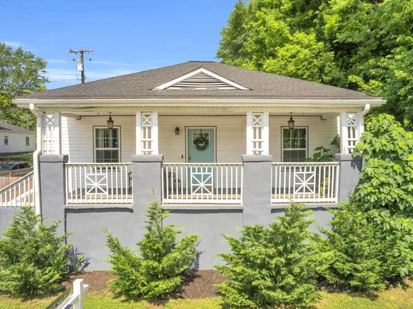 44 4th Ave, Greenville, SC 29611