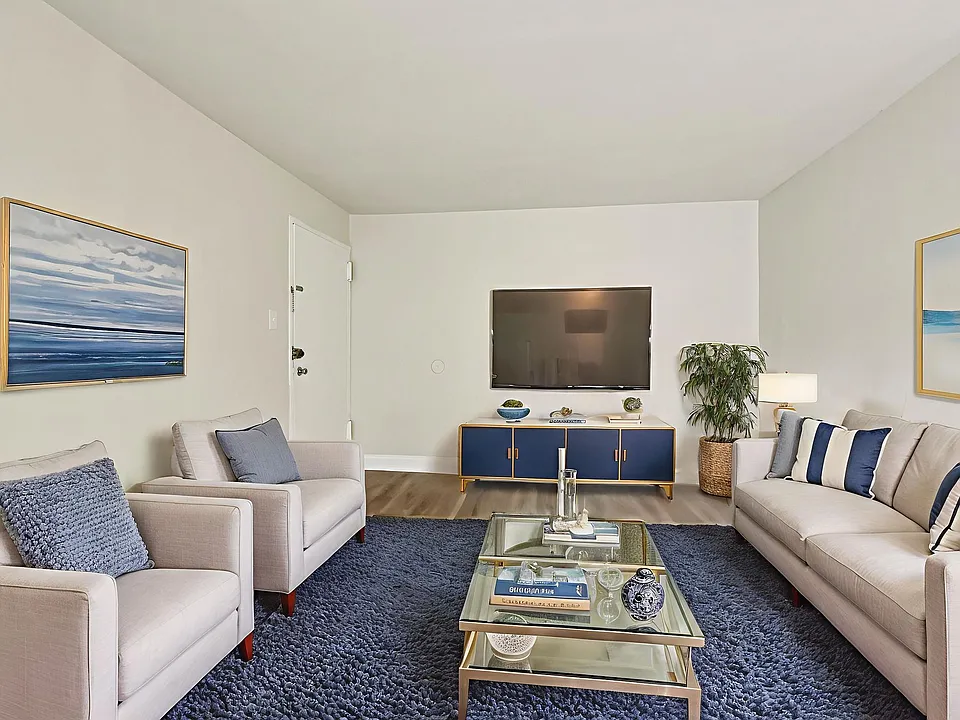 Woods Edge Apartments