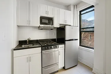 Rented by Cooper & Cooper Real Estate