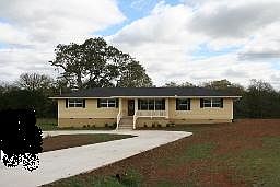 1st image of 122 Conquest Court