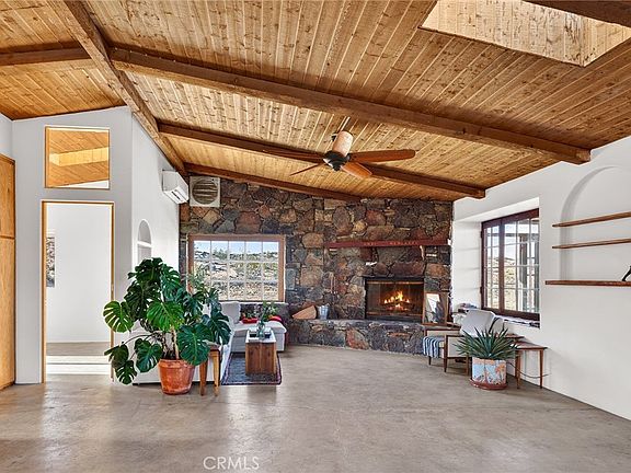 2nd image of 60473 Starlight Rd