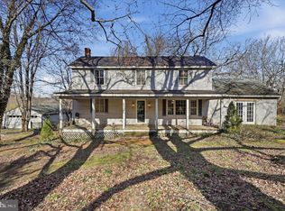 3863 Rectortown Rd, Marshall, VA 20115