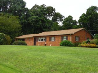 2087 Oakdale Rd, Old Fort, NC 28762