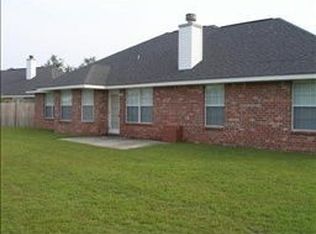 1542 Pelican Bayou Dr, Biloxi, MS 39532