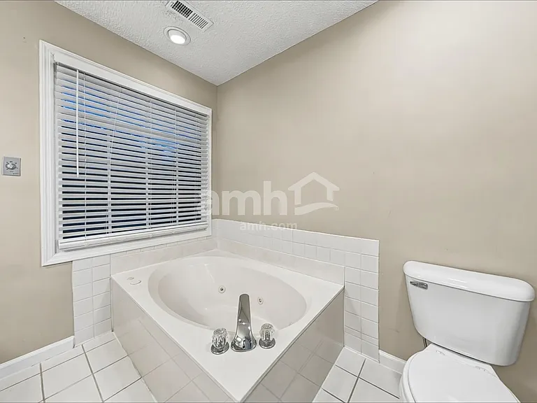 1517 Autumn Ridge Dr — Photo 12