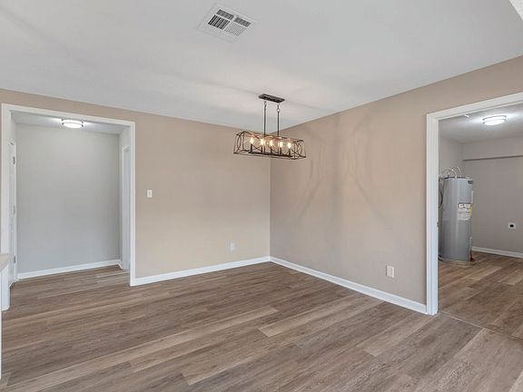 5th image of 1418 Rue Des Chene