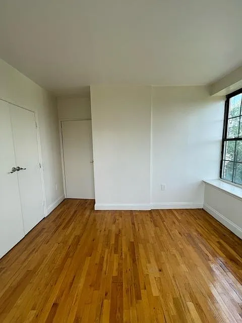 Building Photo - 10 Osborne Ter #4F