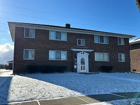 1st image of 1-22 Dreyer Ave #1