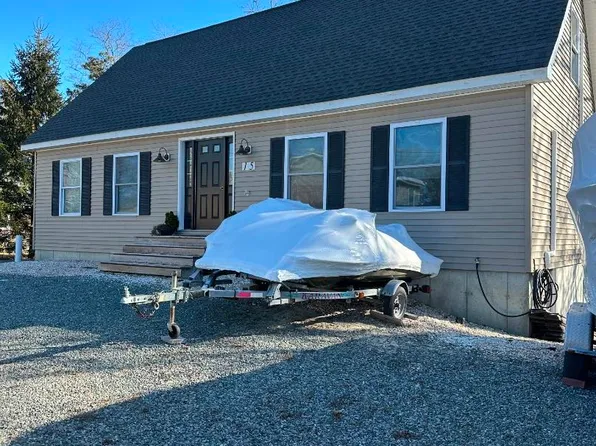 15 14th St N, Edgartown, MA 02539