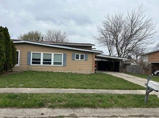 1609 Golfview Cir, Rantoul, IL 61866