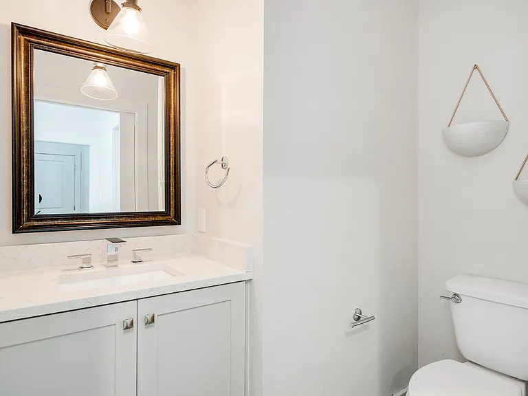 1412 Perez St #1 — Photo 26