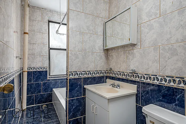 Rented by Rennit Inc. | media 3