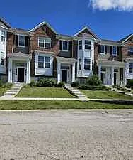 3 bed, 2.5 bath, 1813 sqft, $3,200 — Photo 1