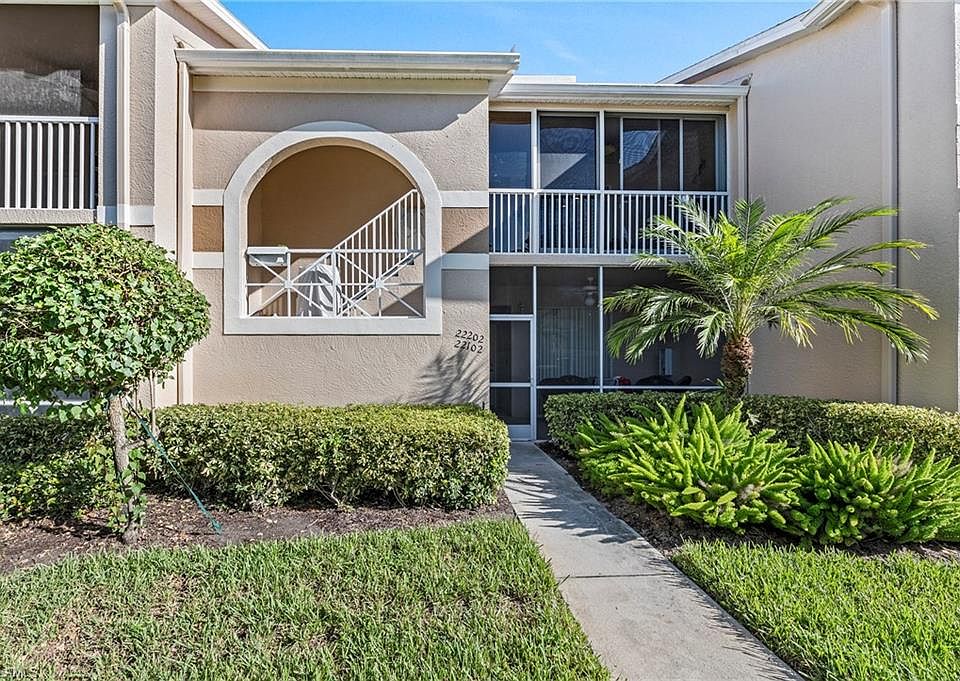 1st image of 26190 Clarkston DR #202