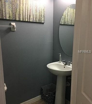 4th image of 1915 Chatham Place Dr