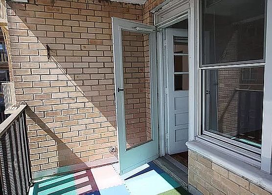 2nd image of 3111 Emmons Ave #5T