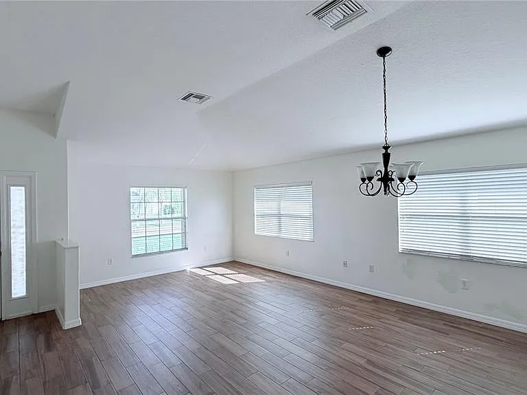 31205 Bridgegate Dr — Photo 16