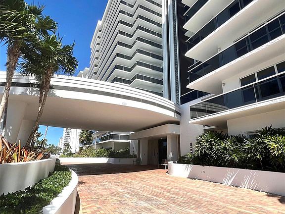 3rd image of 3500 Galt Ocean Drive #1409