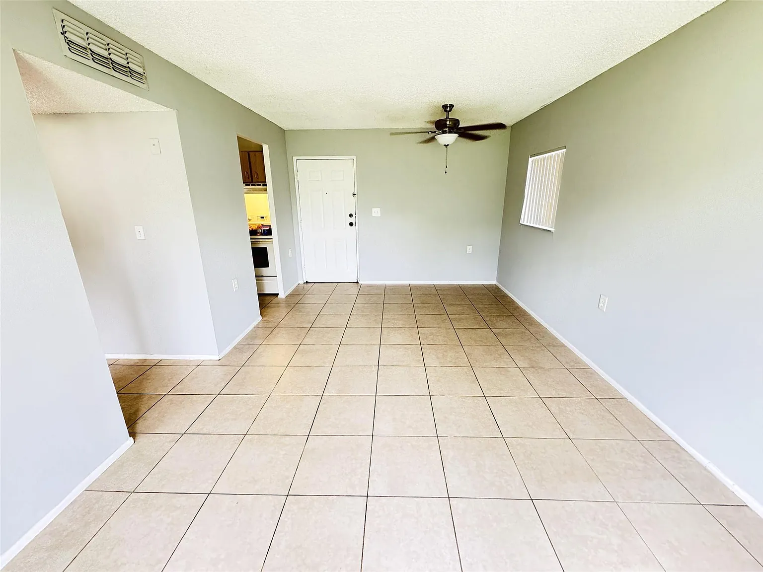 1 bed, 1.0 bath, 530 sqft, $1,500 — Photo 4