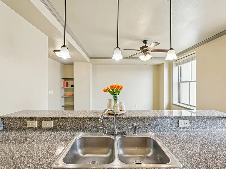 2101 Church Street — Photo 148