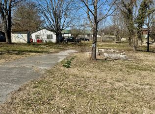 199 S Cedar Ln, Harrodsburg, KY 40330