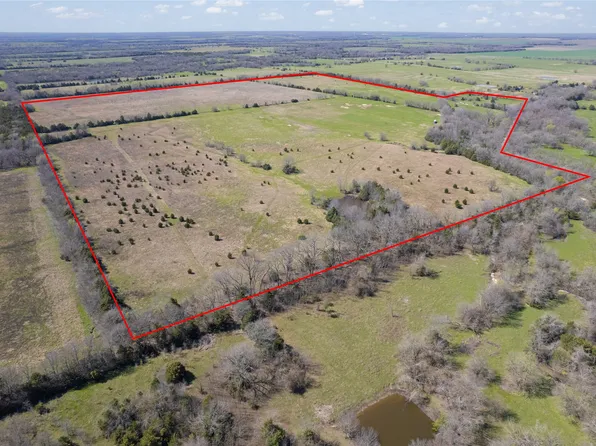1 County Road 25400, Roxton, TX 75477
