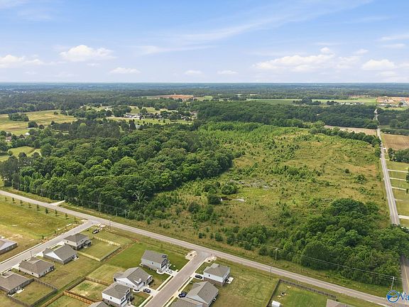 4th image of 18285 Wells Rd