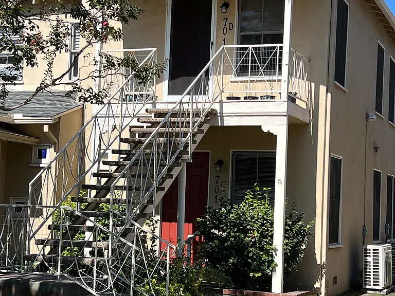 701 Park Ave — Photo 3